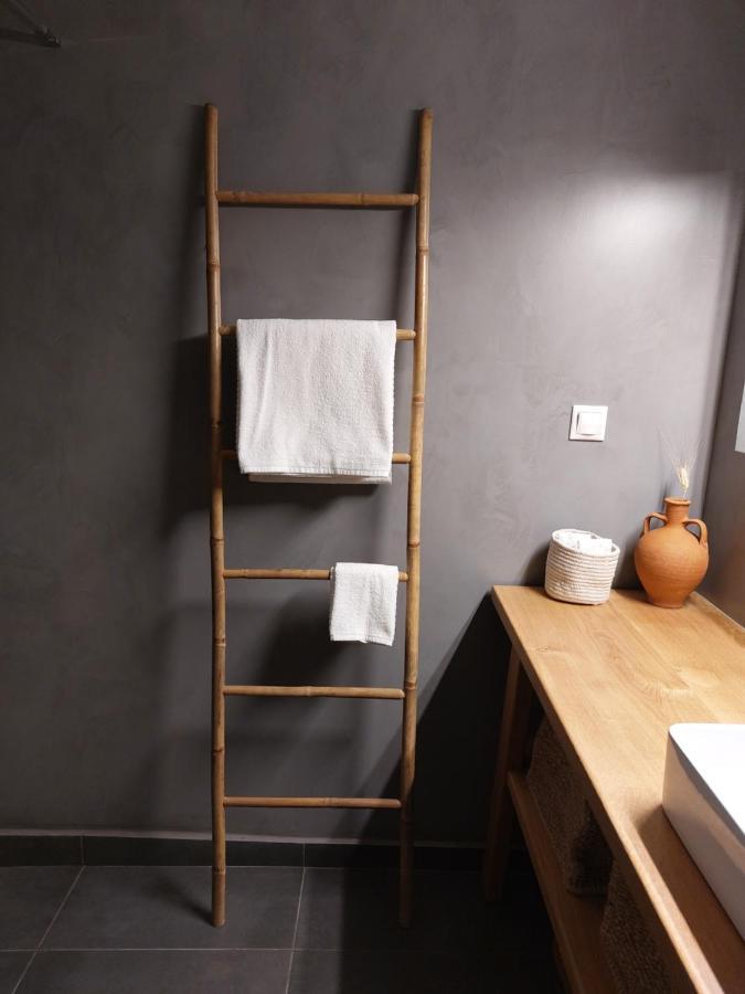 Christina-Anna Athens City Center Walking Distance To Everywhere And Acropolis, In One Of The Most Favorable Locations By National Gardens And Zoo, Hellenic Parliament In Syntagma And Stylish Exquisite Kolonaki Cozy Renovated Apartment Ngoại thất bức ảnh